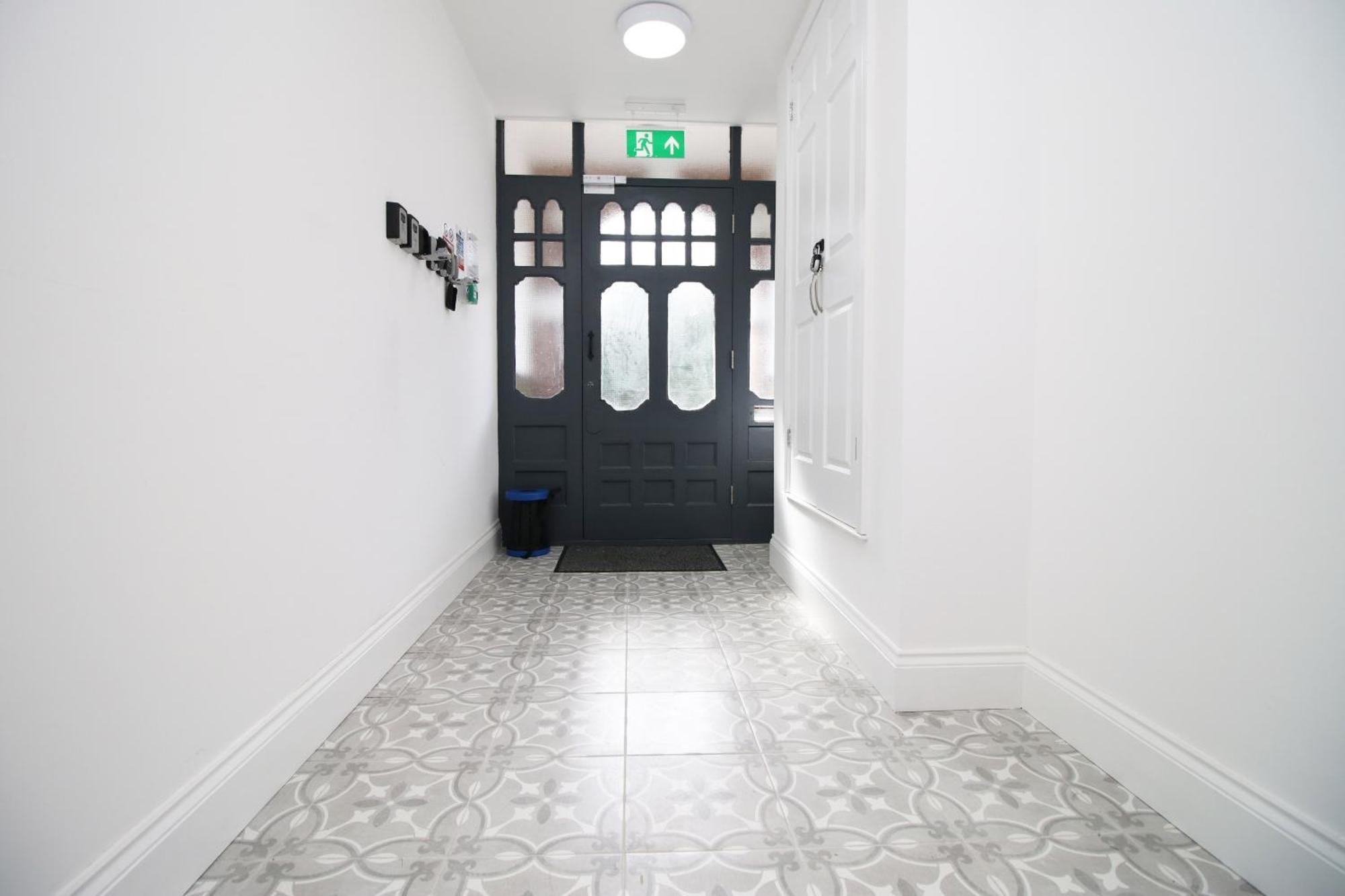 Casa Di Pietra - Centre With Patio, Free Private Parking Cardiff