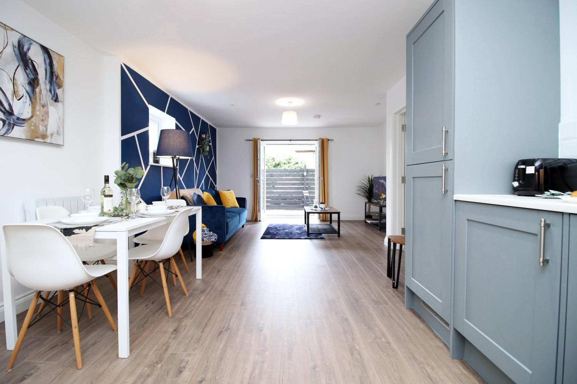Casa Di Pietra - Centre With Patio, Free Private Parking Apartment Cardiff